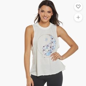 Sale ‼‼‼New Ying yang Muscle Tee